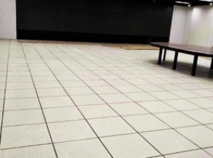 龍昌全鋼P(yáng)VC防靜電地板